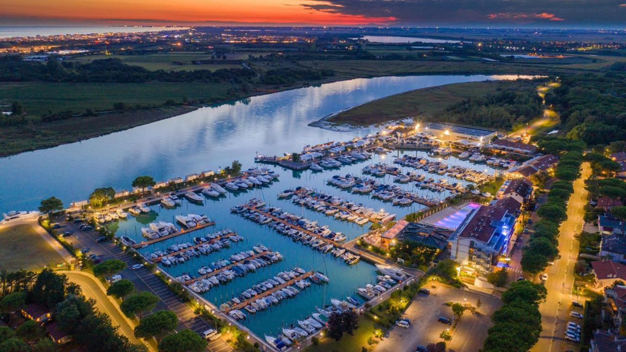 Marina Uno View Apartment Lignano Sabbiadoro Extérieur photo